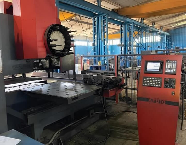 Plate drilling machine