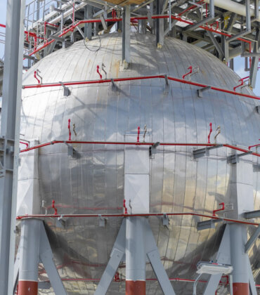 Ammonia spherical tank installation